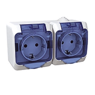  WDE000525 WDE000525 Cedar Plus - dvostruka utičnica sa uzem. - 16A, zaštita, providni poklopac, bela Cedar Plus, dvostruka utičnica sa uzem., 16A, zaštita, providni poklopac, bela. dodatne informacije: providan poklopac i zaštita - nijansa boje poklopca: bela.